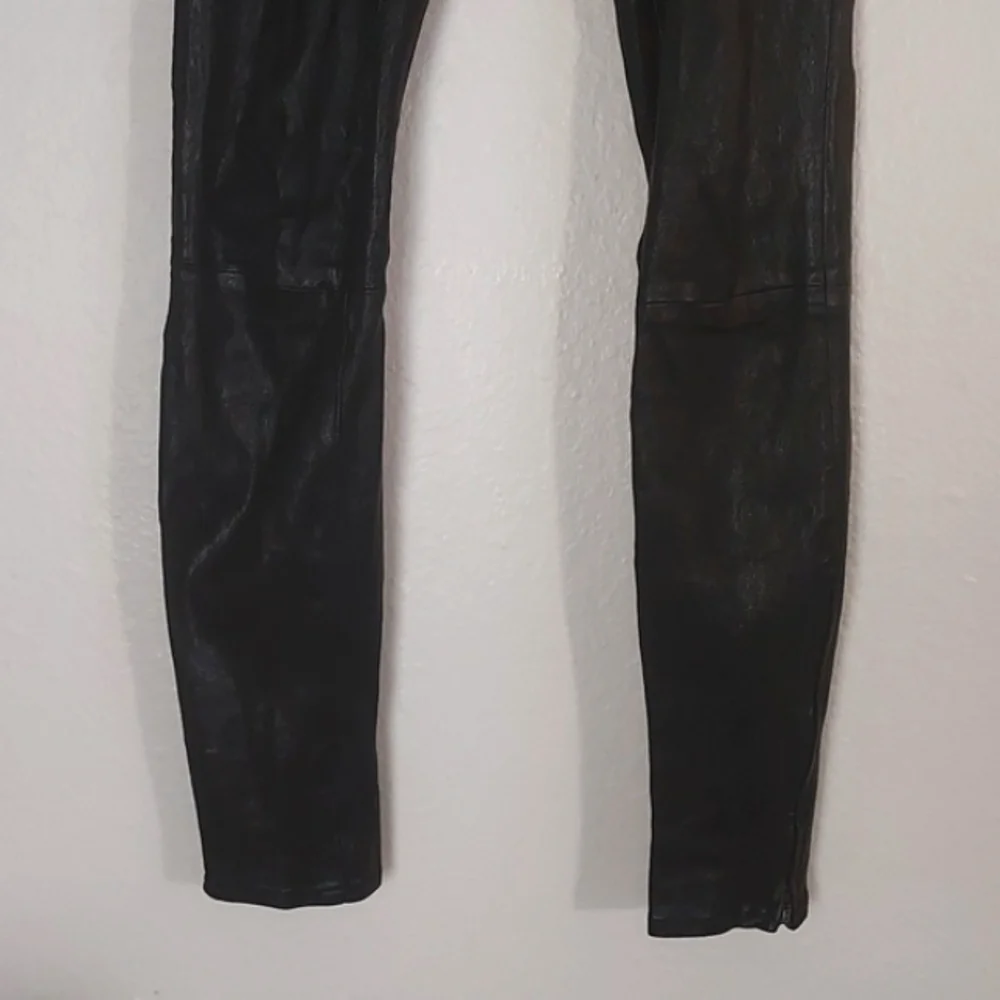 J Brand Lamb Leather Leggings Stretch Zipper Ankle Mid Rise L8001 Black Size 26